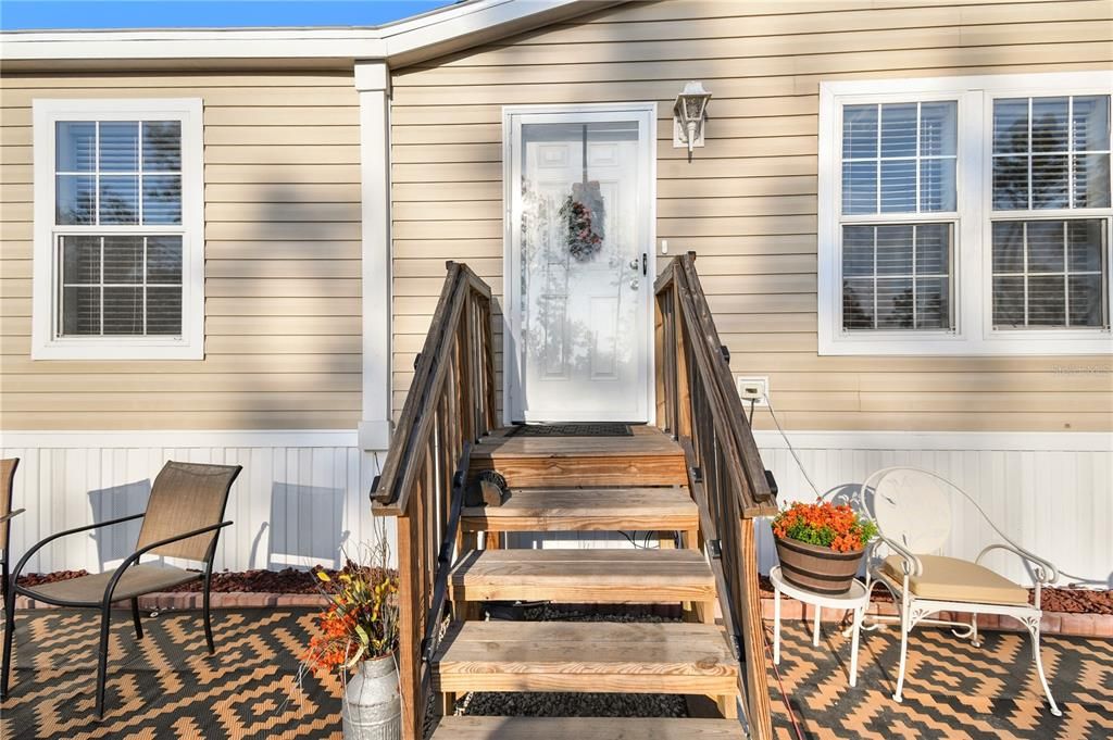 For Sale: $725,000 (4 beds, 3 baths, 1794 Square Feet)