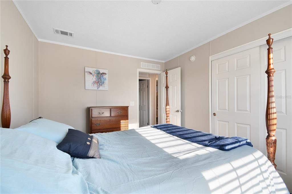 For Sale: $725,000 (4 beds, 3 baths, 1794 Square Feet)