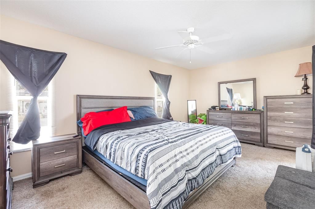 For Sale: $415,000 (3 beds, 2 baths, 1857 Square Feet)