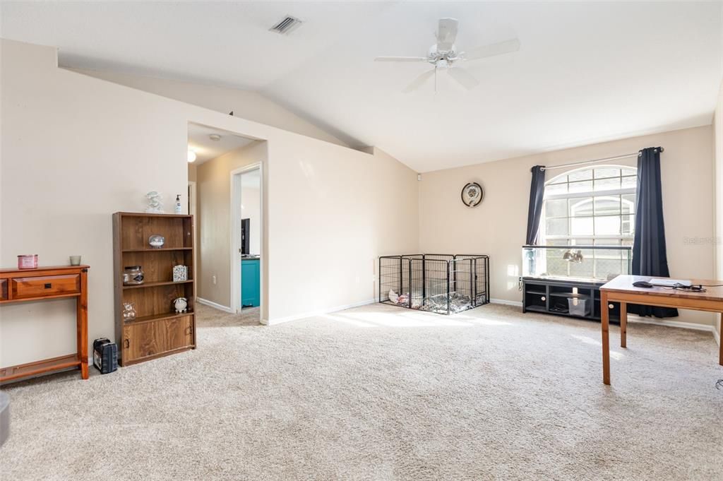 For Sale: $415,000 (3 beds, 2 baths, 1857 Square Feet)