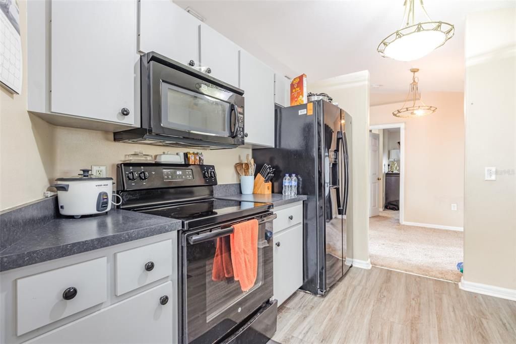 For Sale: $415,000 (3 beds, 2 baths, 1857 Square Feet)