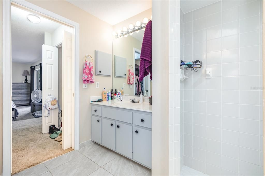 For Sale: $415,000 (3 beds, 2 baths, 1857 Square Feet)