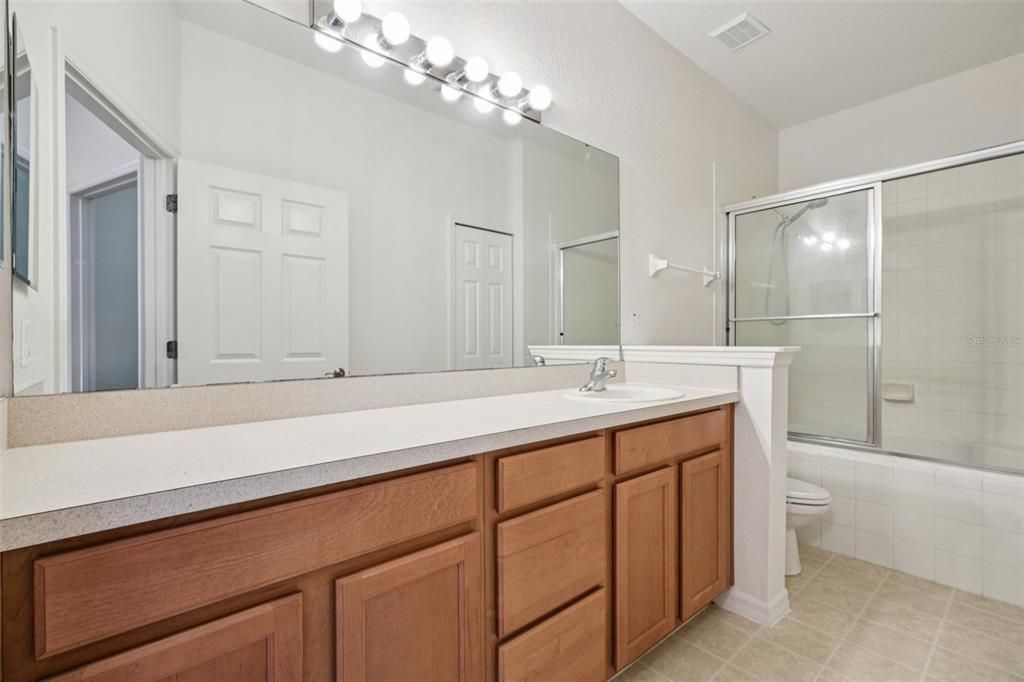 En Venta: $365,000 (2 camas, 2 baños, 1206 Pies cuadrados)