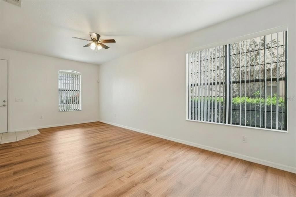 En Venta: $365,000 (2 camas, 2 baños, 1206 Pies cuadrados)