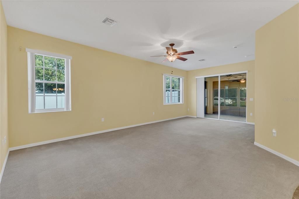 For Sale: $275,000 (3 beds, 2 baths, 1527 Square Feet)