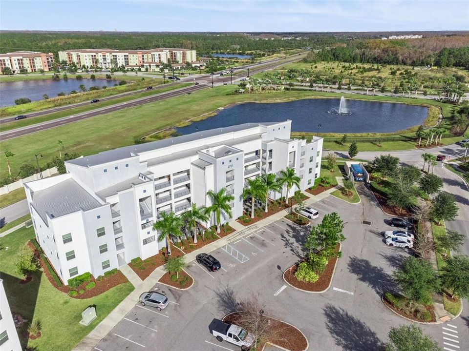 For Sale: $278,800 (2 beds, 2 baths, 1186 Square Feet)