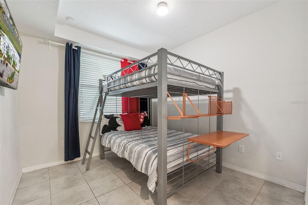 For Sale: $278,800 (2 beds, 2 baths, 1186 Square Feet)