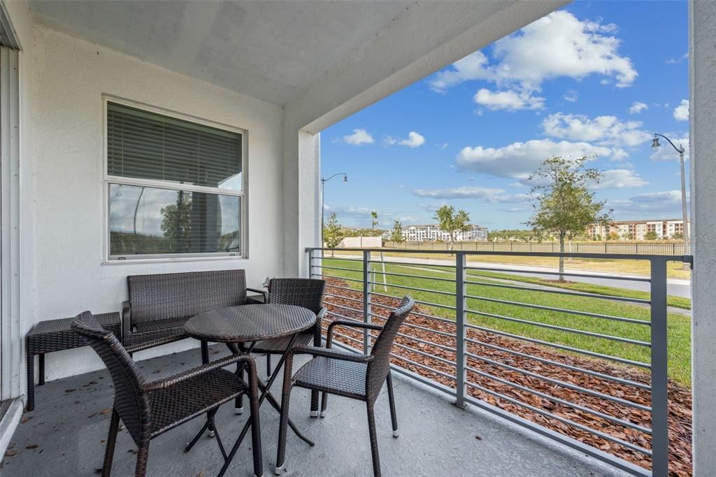 For Sale: $278,800 (2 beds, 2 baths, 1186 Square Feet)