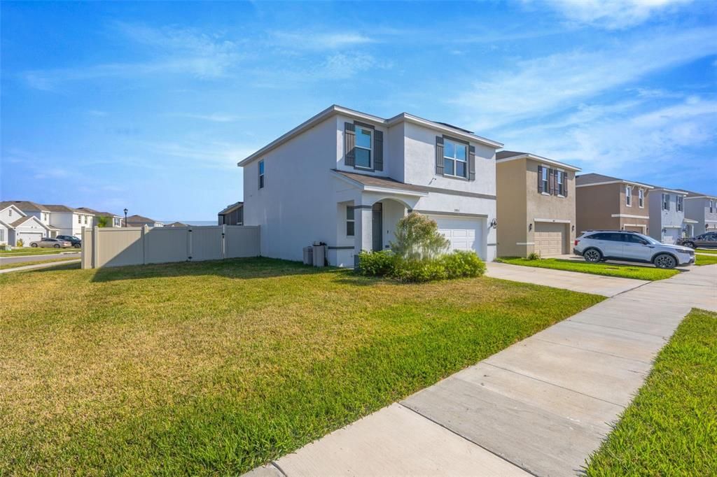 На продажу: $399,900 (3 спален, 2 ванн, 1961 Квадратных фут)