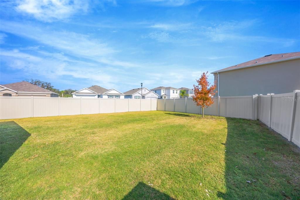 На продажу: $399,900 (3 спален, 2 ванн, 1961 Квадратных фут)