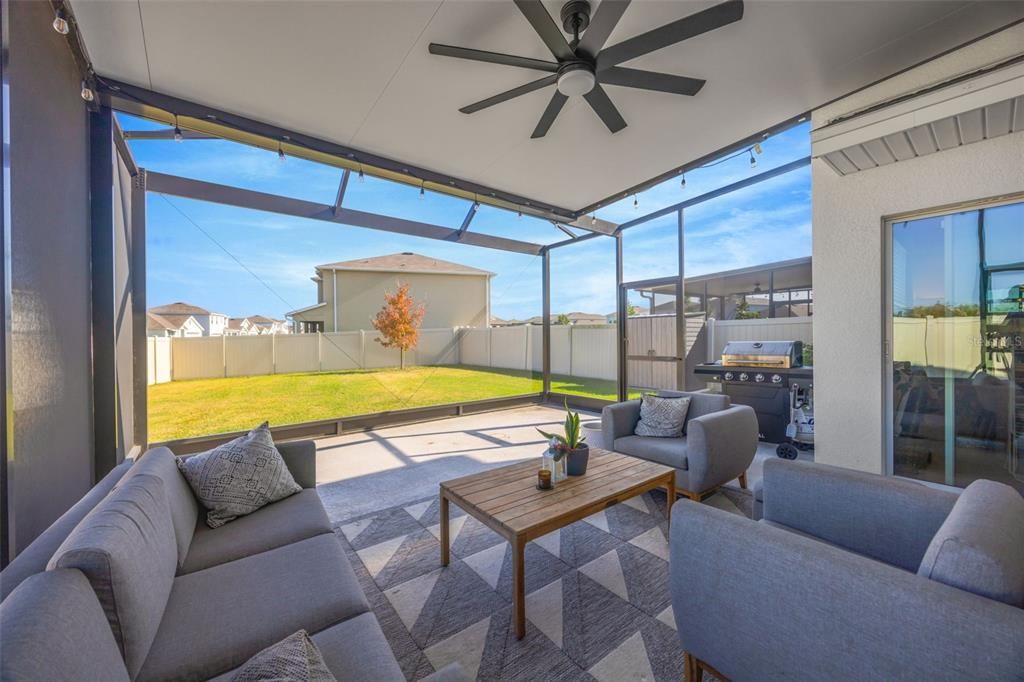 На продажу: $399,900 (3 спален, 2 ванн, 1961 Квадратных фут)