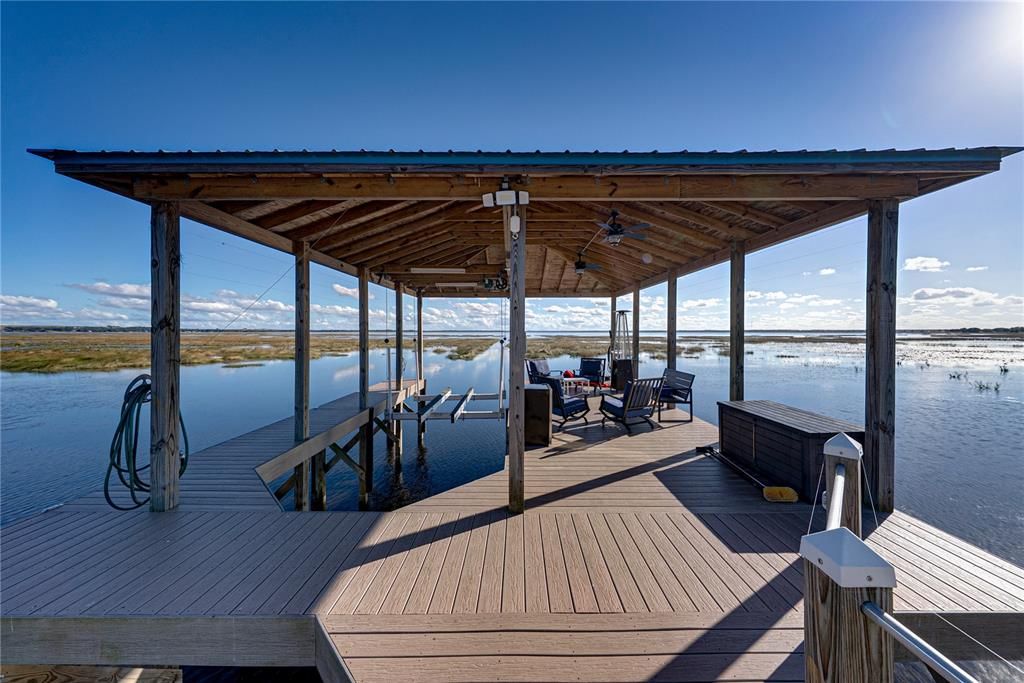 En Venta: $650,000 (3 camas, 3 baños, 2547 Pies cuadrados)