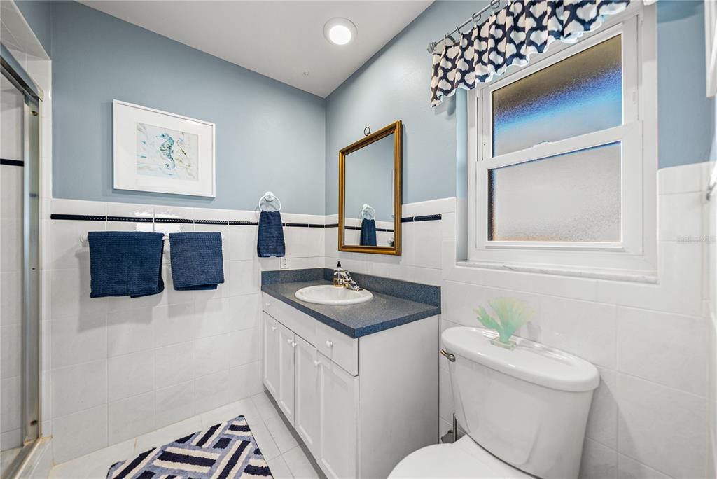 En Venta: $650,000 (3 camas, 3 baños, 2547 Pies cuadrados)