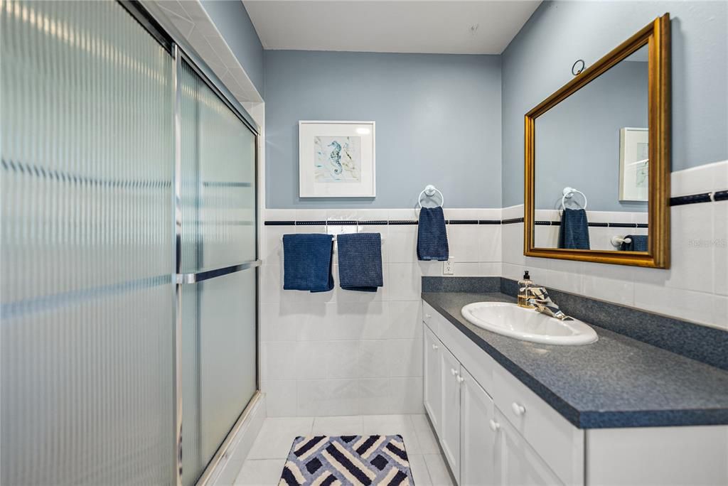 En Venta: $650,000 (3 camas, 3 baños, 2547 Pies cuadrados)