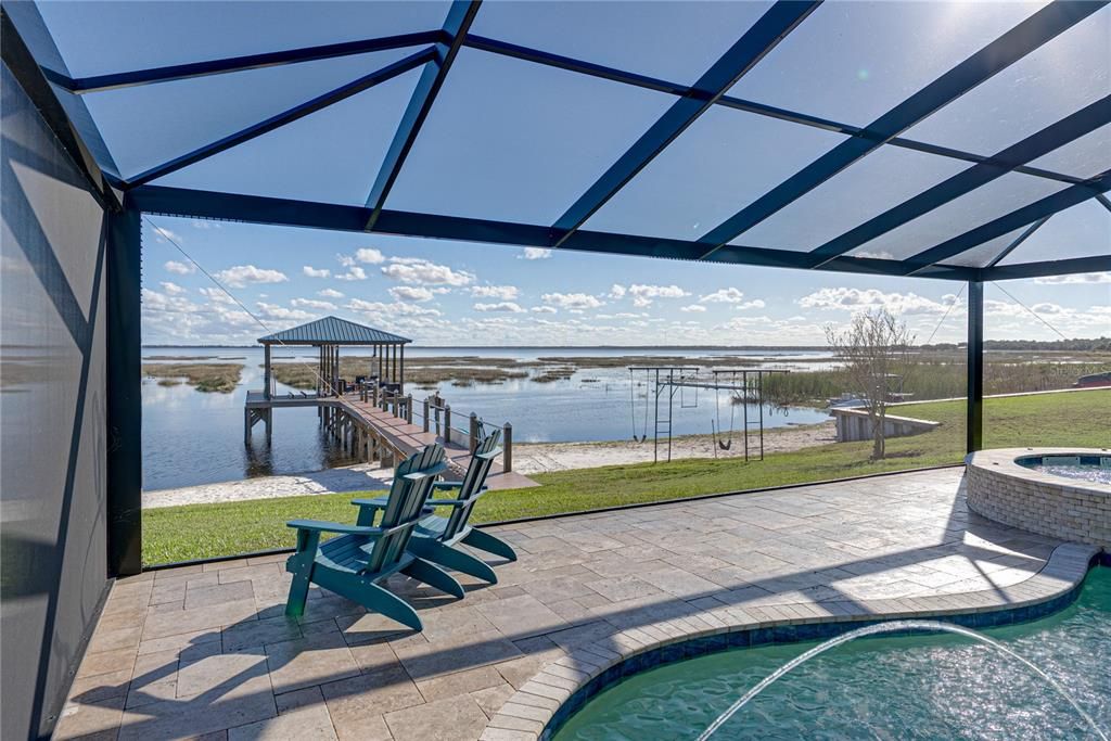 En Venta: $650,000 (3 camas, 3 baños, 2547 Pies cuadrados)