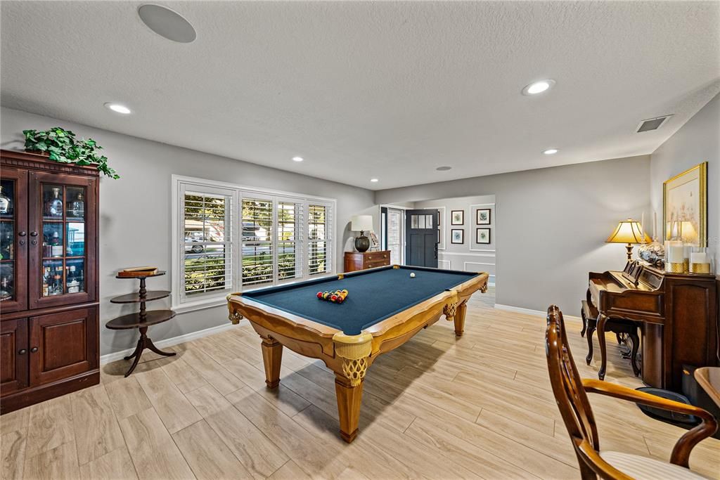 En Venta: $650,000 (3 camas, 3 baños, 2547 Pies cuadrados)