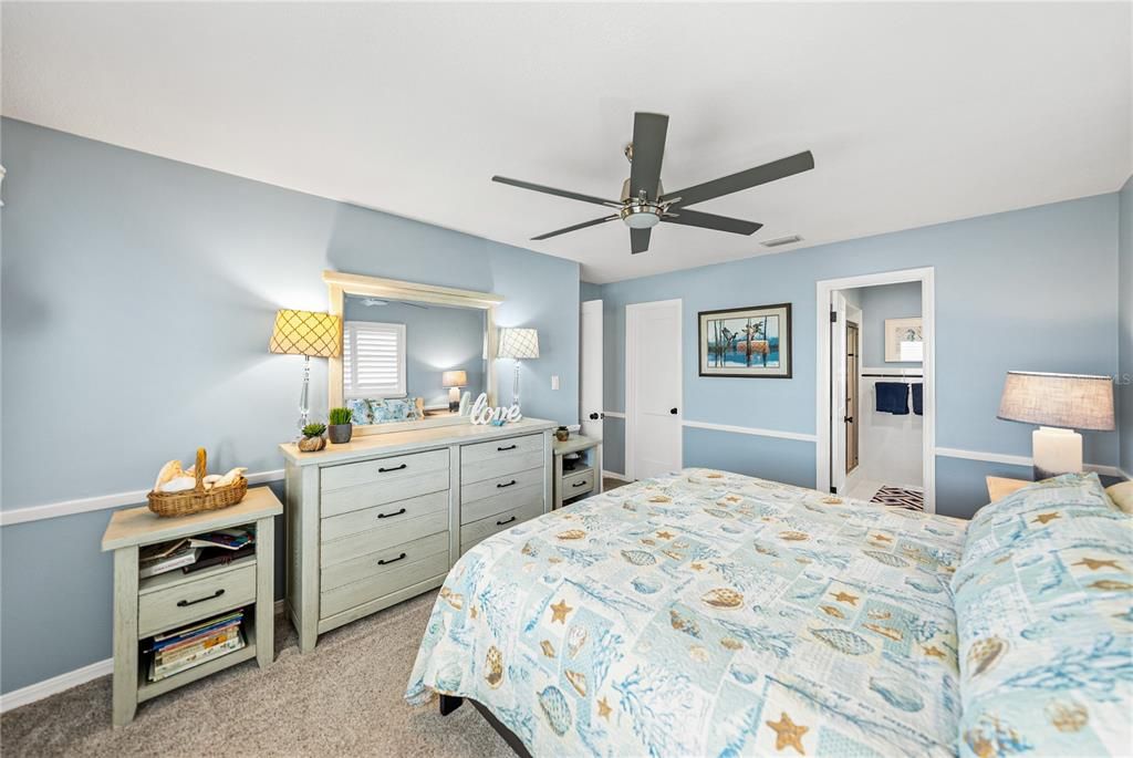 En Venta: $650,000 (3 camas, 3 baños, 2547 Pies cuadrados)