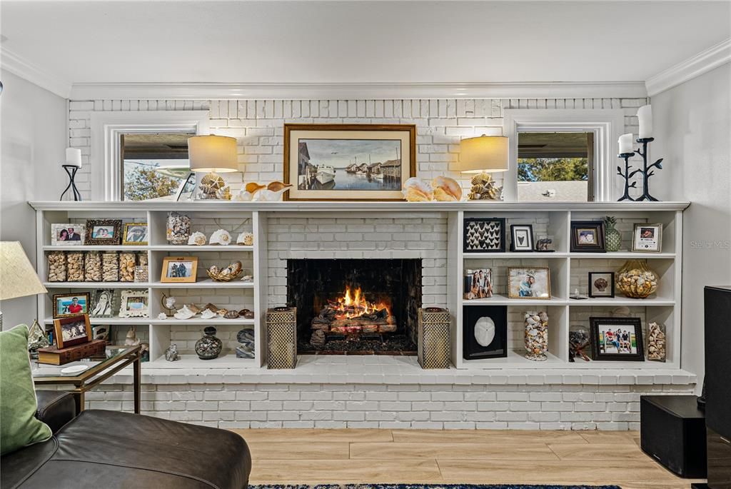 En Venta: $650,000 (3 camas, 3 baños, 2547 Pies cuadrados)