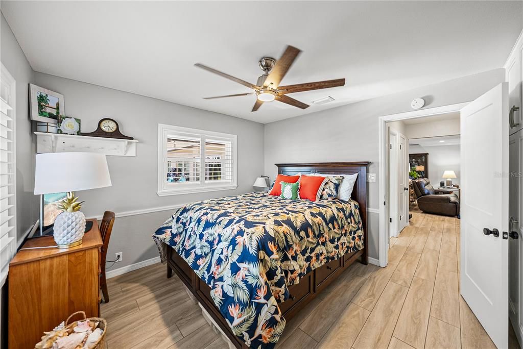 En Venta: $650,000 (3 camas, 3 baños, 2547 Pies cuadrados)