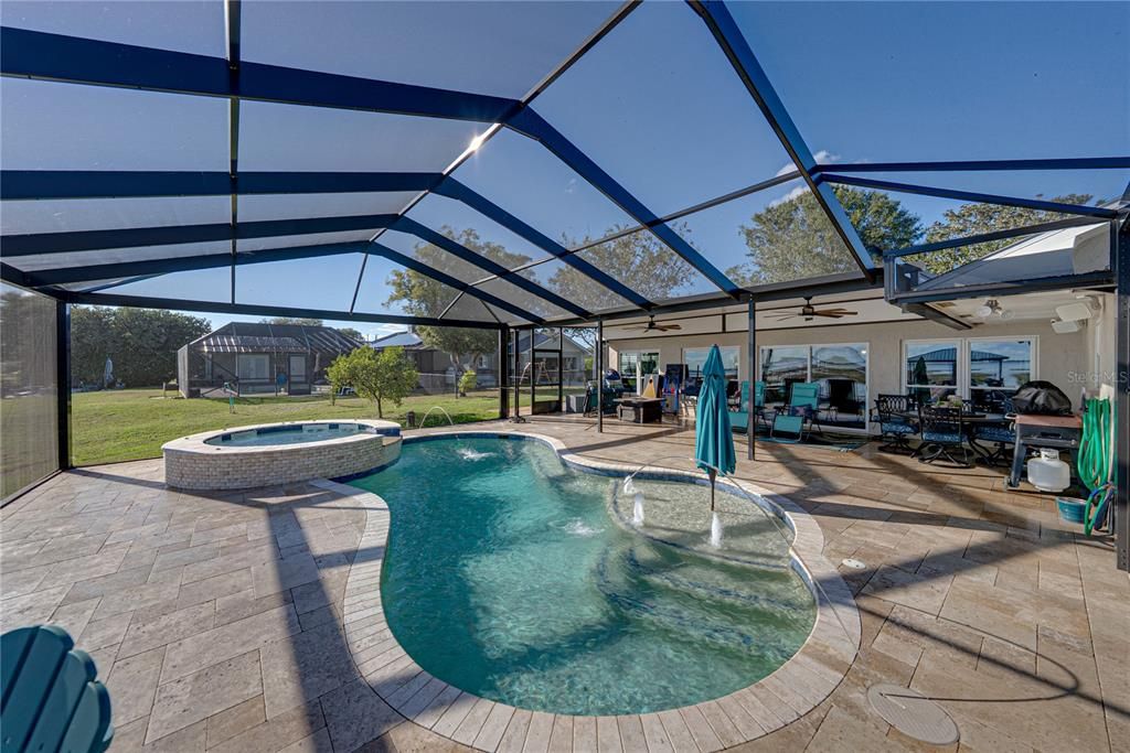 En Venta: $650,000 (3 camas, 3 baños, 2547 Pies cuadrados)