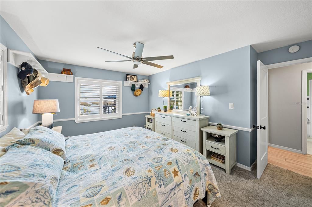 En Venta: $650,000 (3 camas, 3 baños, 2547 Pies cuadrados)