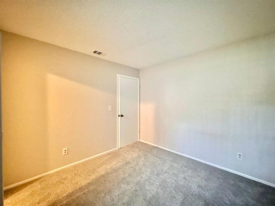 В аренду: $2,000 (3 спален, 2 ванн, 1220 Квадратных фут)