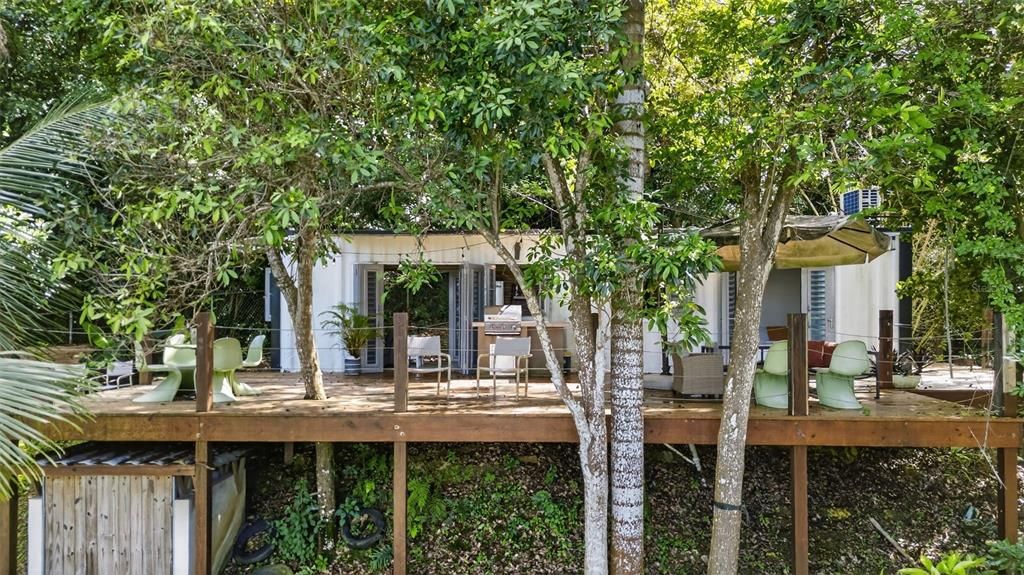 For Rent: $1,500 (1 beds, 1 baths, 700 Square Feet)