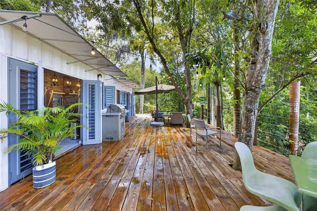 For Rent: $1,500 (1 beds, 1 baths, 700 Square Feet)