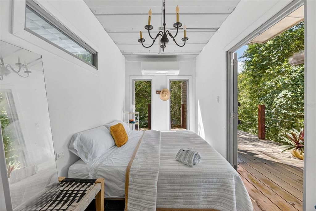 For Rent: $1,500 (1 beds, 1 baths, 700 Square Feet)