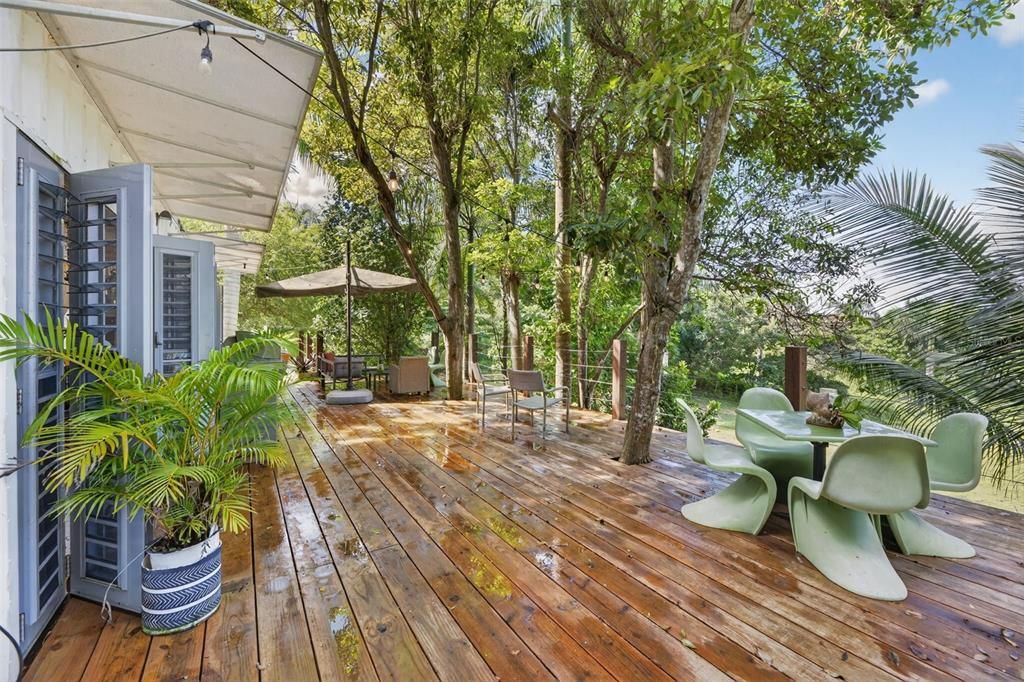 For Rent: $1,500 (1 beds, 1 baths, 700 Square Feet)