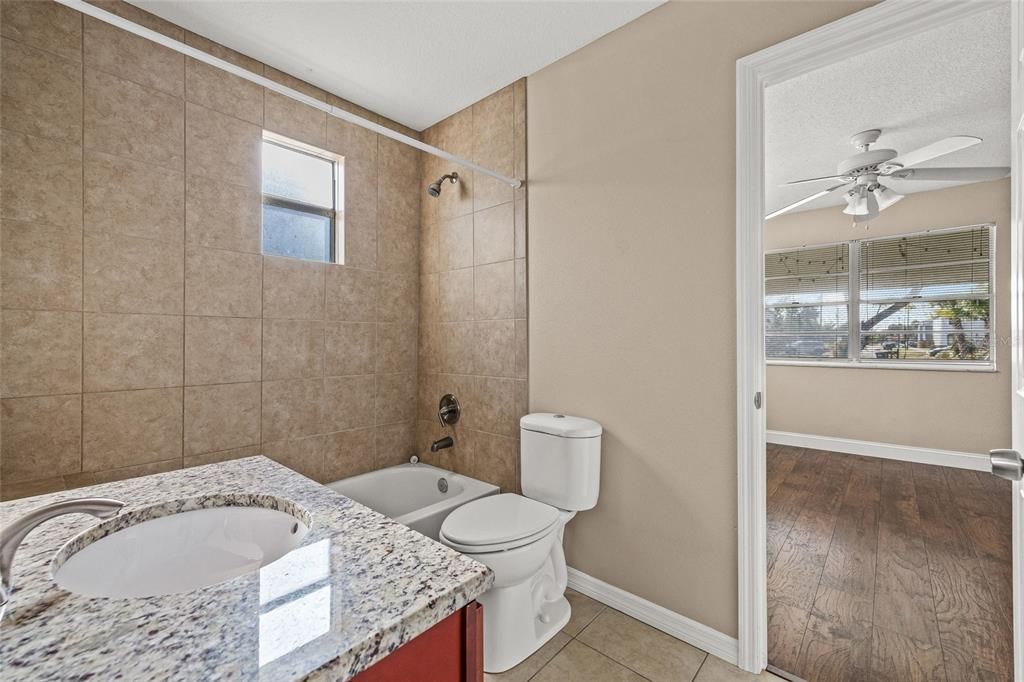 В аренду: $3,400 (3 спален, 2 ванн, 1566 Квадратных фут)