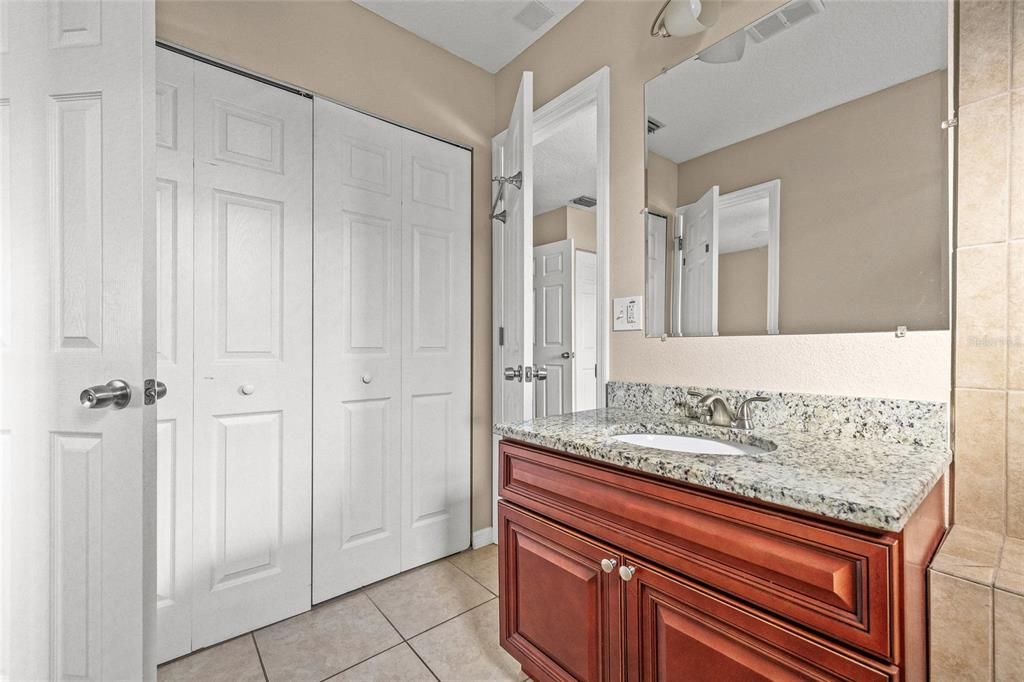 В аренду: $3,400 (3 спален, 2 ванн, 1566 Квадратных фут)