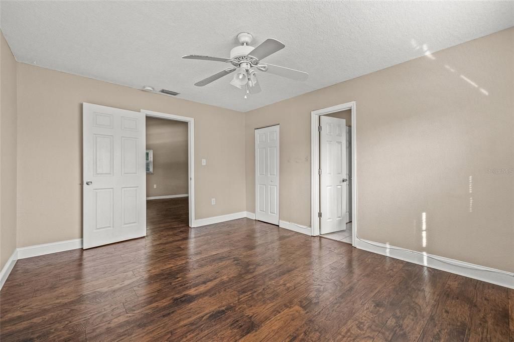 В аренду: $3,400 (3 спален, 2 ванн, 1566 Квадратных фут)