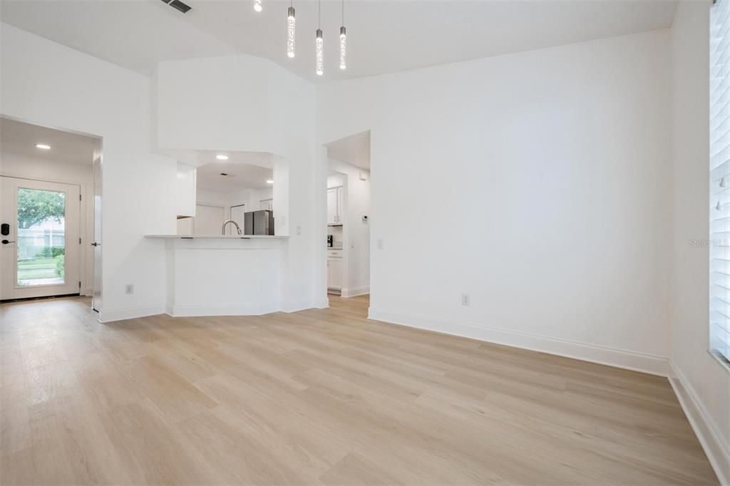 В аренду: $2,650 (3 спален, 2 ванн, 1248 Квадратных фут)