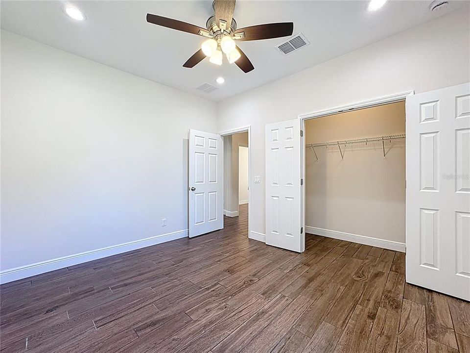 For Sale: $700,000 (4 beds, 3 baths, 2927 Square Feet)