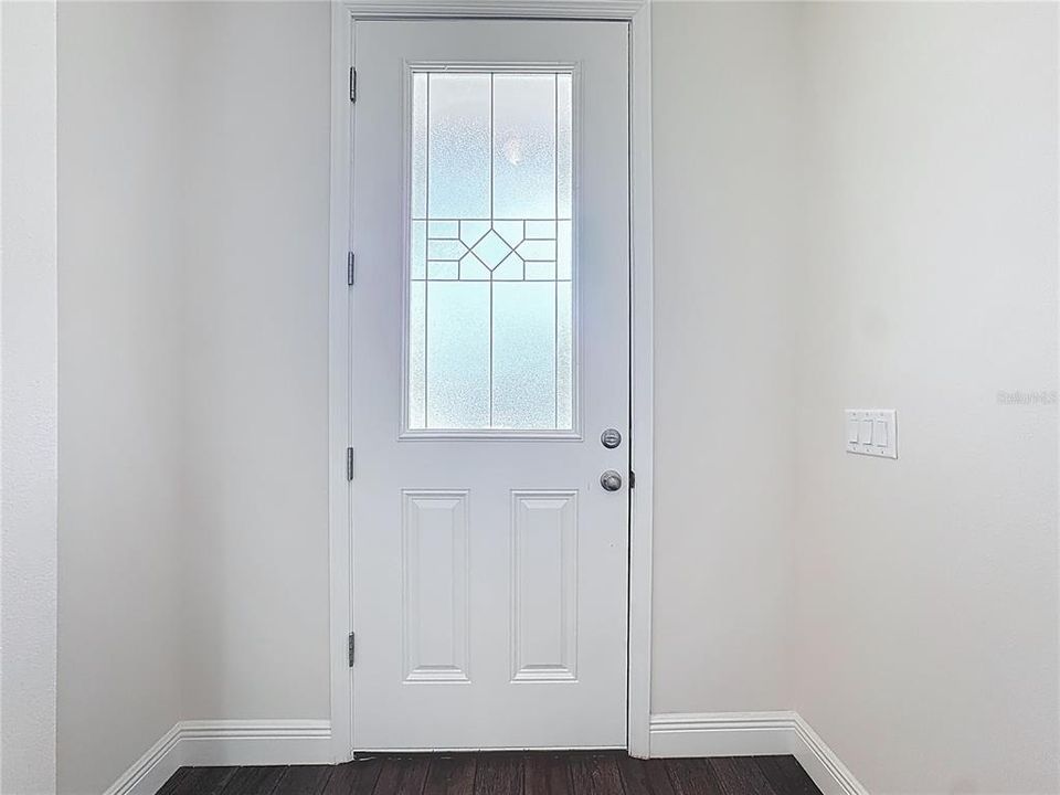 For Sale: $700,000 (4 beds, 3 baths, 2927 Square Feet)