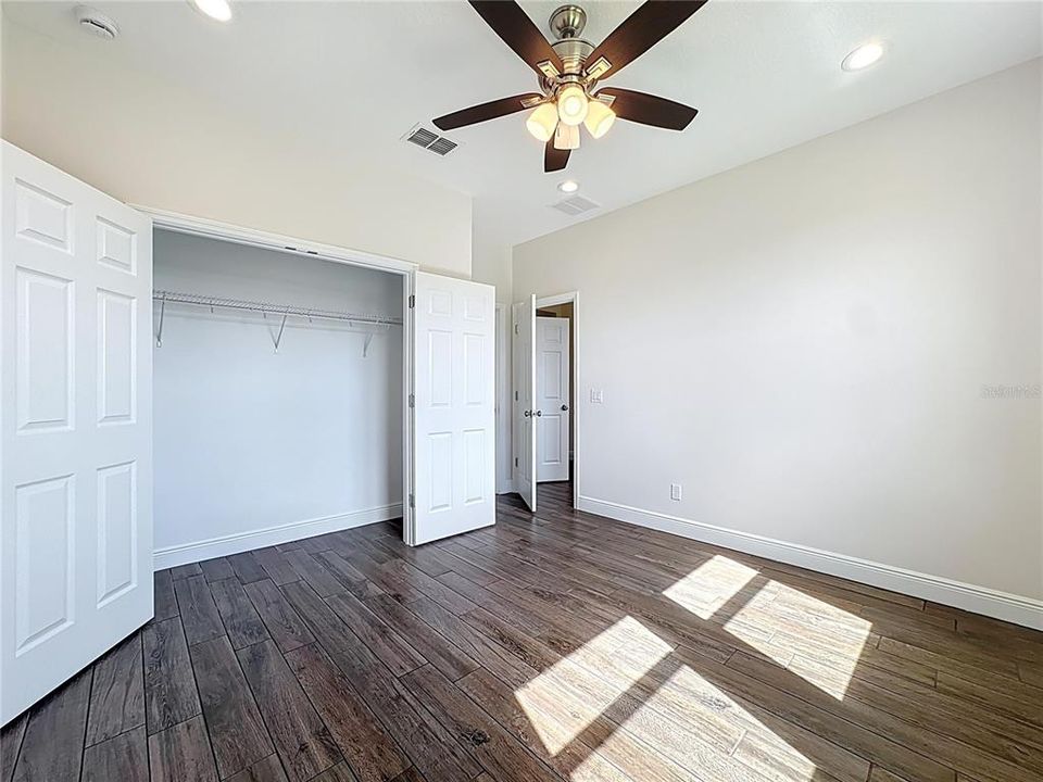 For Sale: $700,000 (4 beds, 3 baths, 2927 Square Feet)