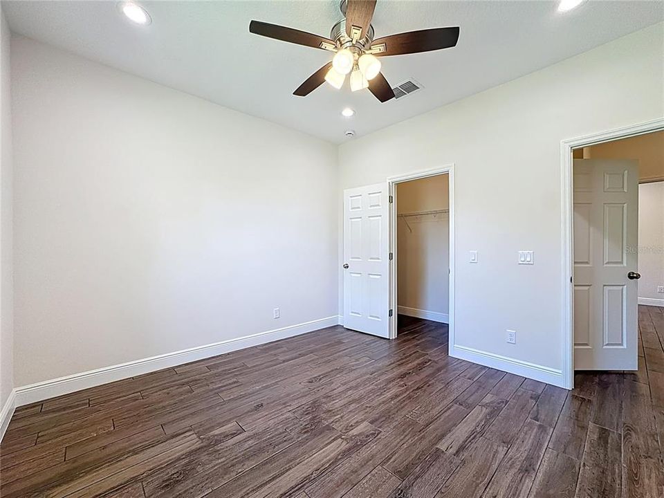 For Sale: $700,000 (4 beds, 3 baths, 2927 Square Feet)