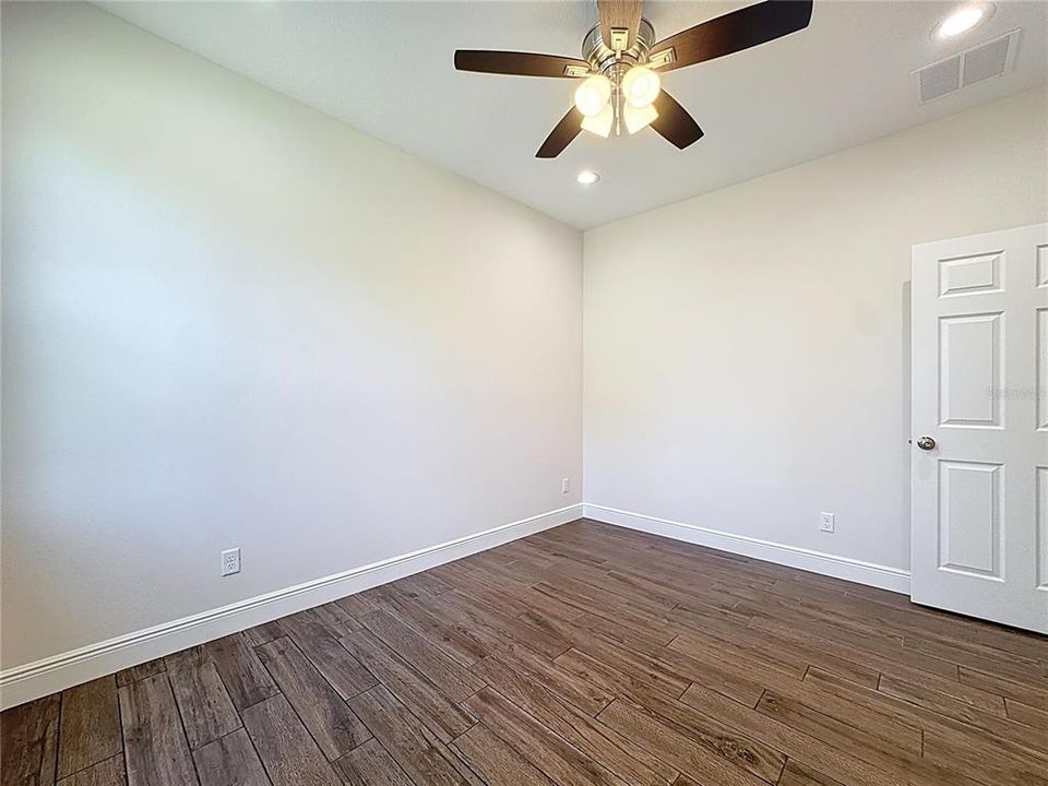 For Sale: $700,000 (4 beds, 3 baths, 2927 Square Feet)