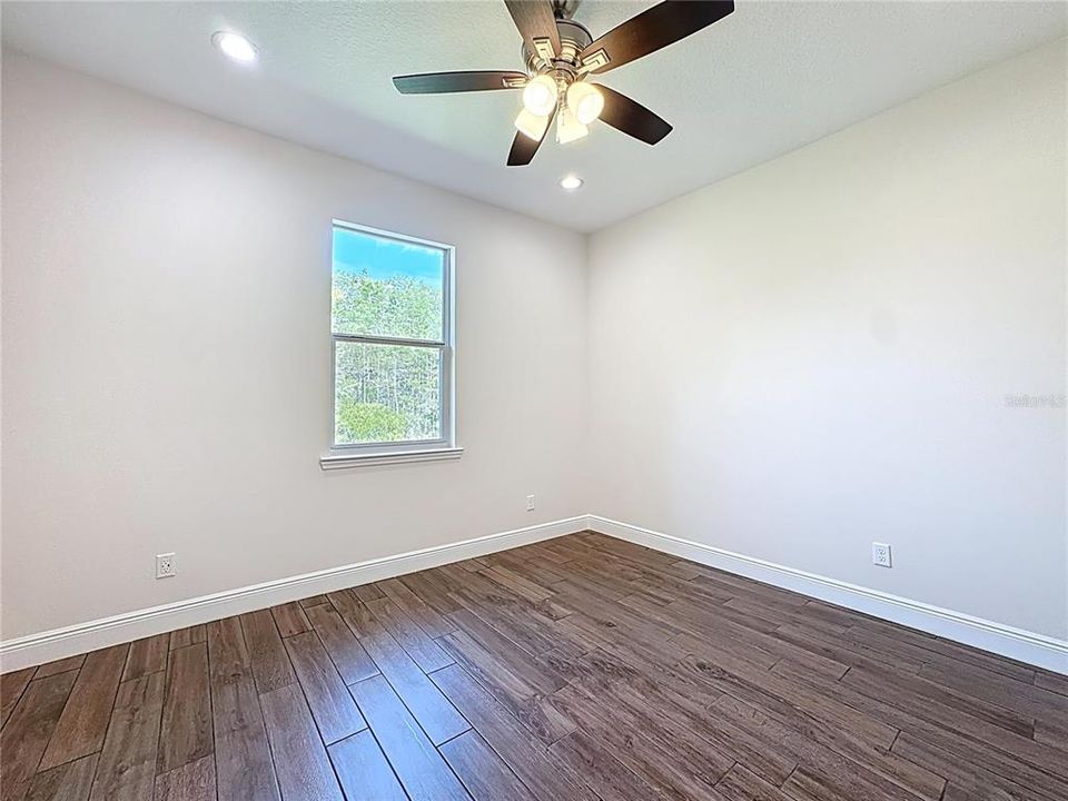 For Sale: $700,000 (4 beds, 3 baths, 2927 Square Feet)