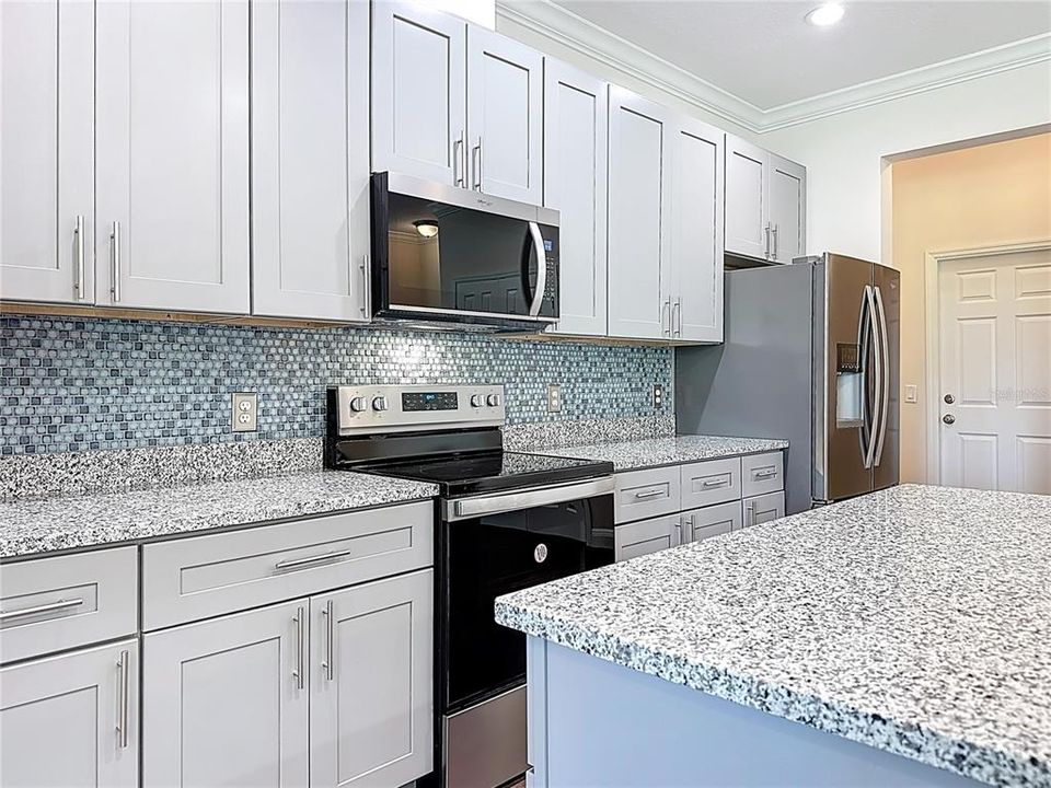 For Sale: $700,000 (4 beds, 3 baths, 2927 Square Feet)