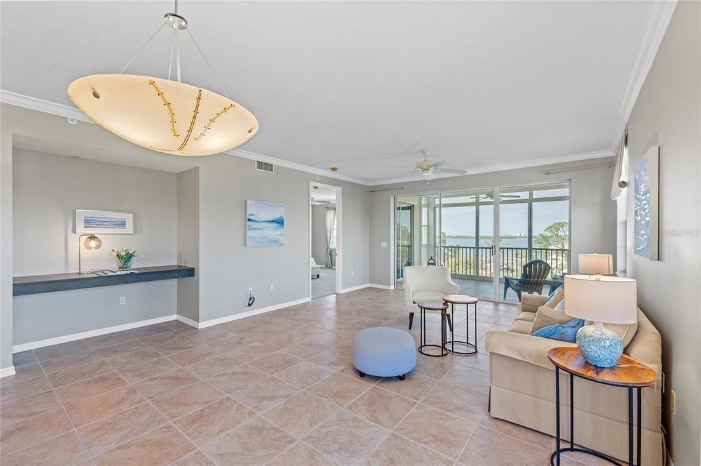 For Rent: $3,500 (3 beds, 3 baths, 2000 Square Feet)