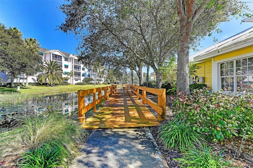 For Rent: $3,500 (3 beds, 3 baths, 2000 Square Feet)