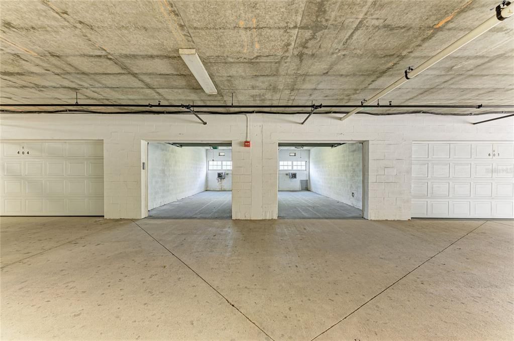 For Rent: $3,500 (3 beds, 3 baths, 2000 Square Feet)