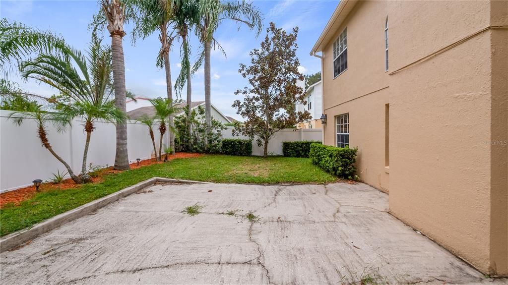 For Rent: $2,500 (4 beds, 2 baths, 1772 Square Feet)