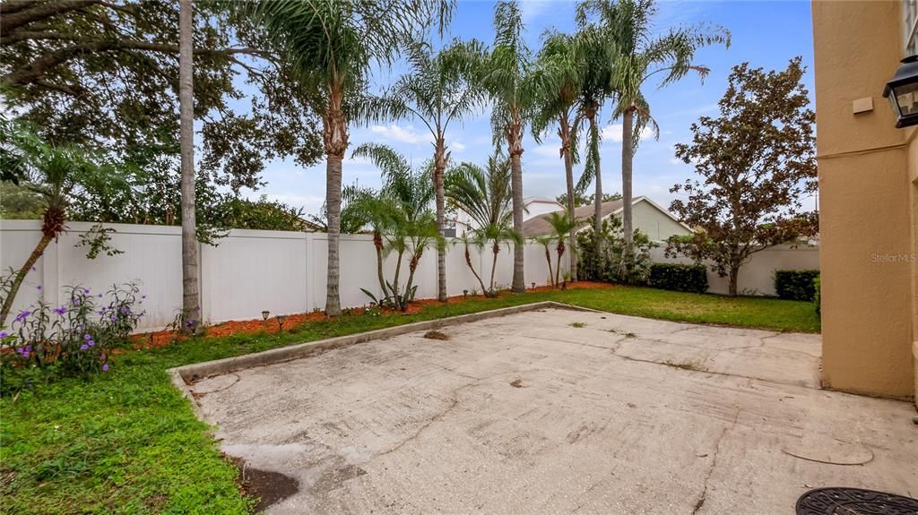 For Rent: $2,500 (4 beds, 2 baths, 1772 Square Feet)