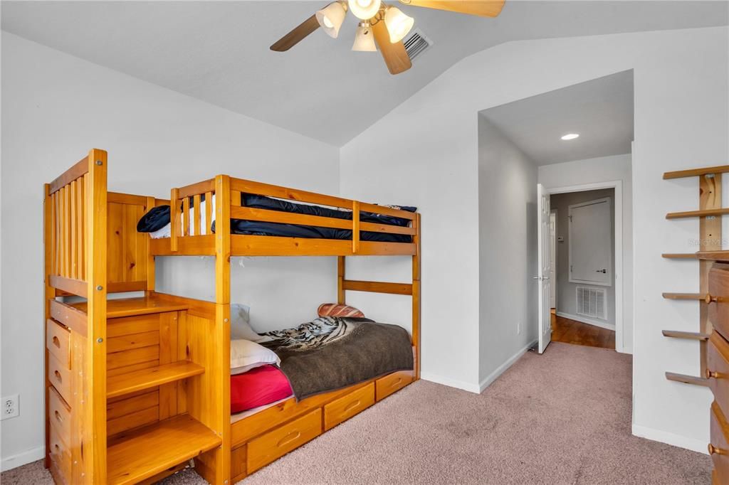 На продажу: $320,000 (3 спален, 2 ванн, 1622 Квадратных фут)