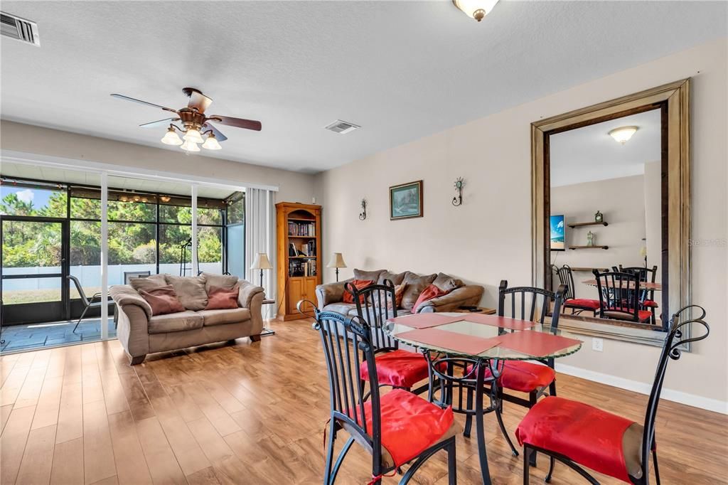 На продажу: $320,000 (3 спален, 2 ванн, 1622 Квадратных фут)