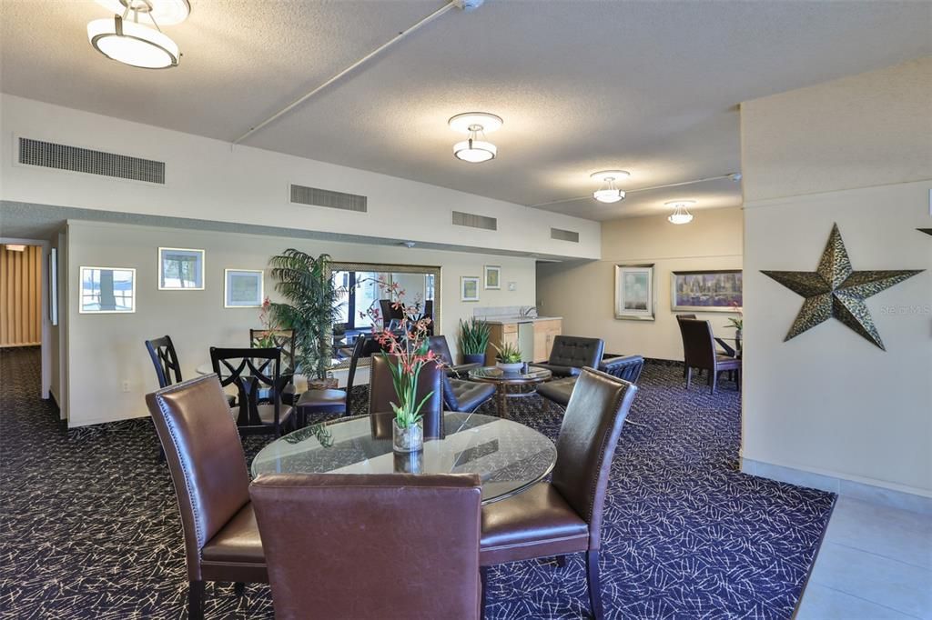 For Rent: $4,000 (2 beds, 2 baths, 1320 Square Feet)