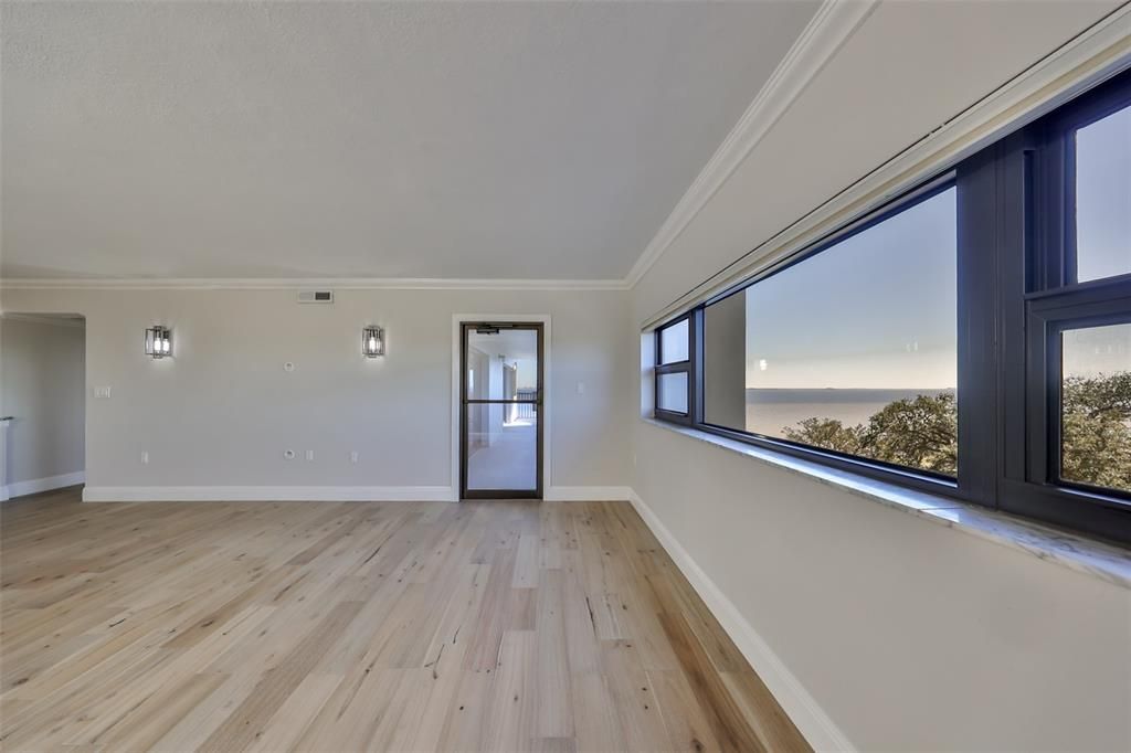 For Rent: $4,000 (2 beds, 2 baths, 1320 Square Feet)